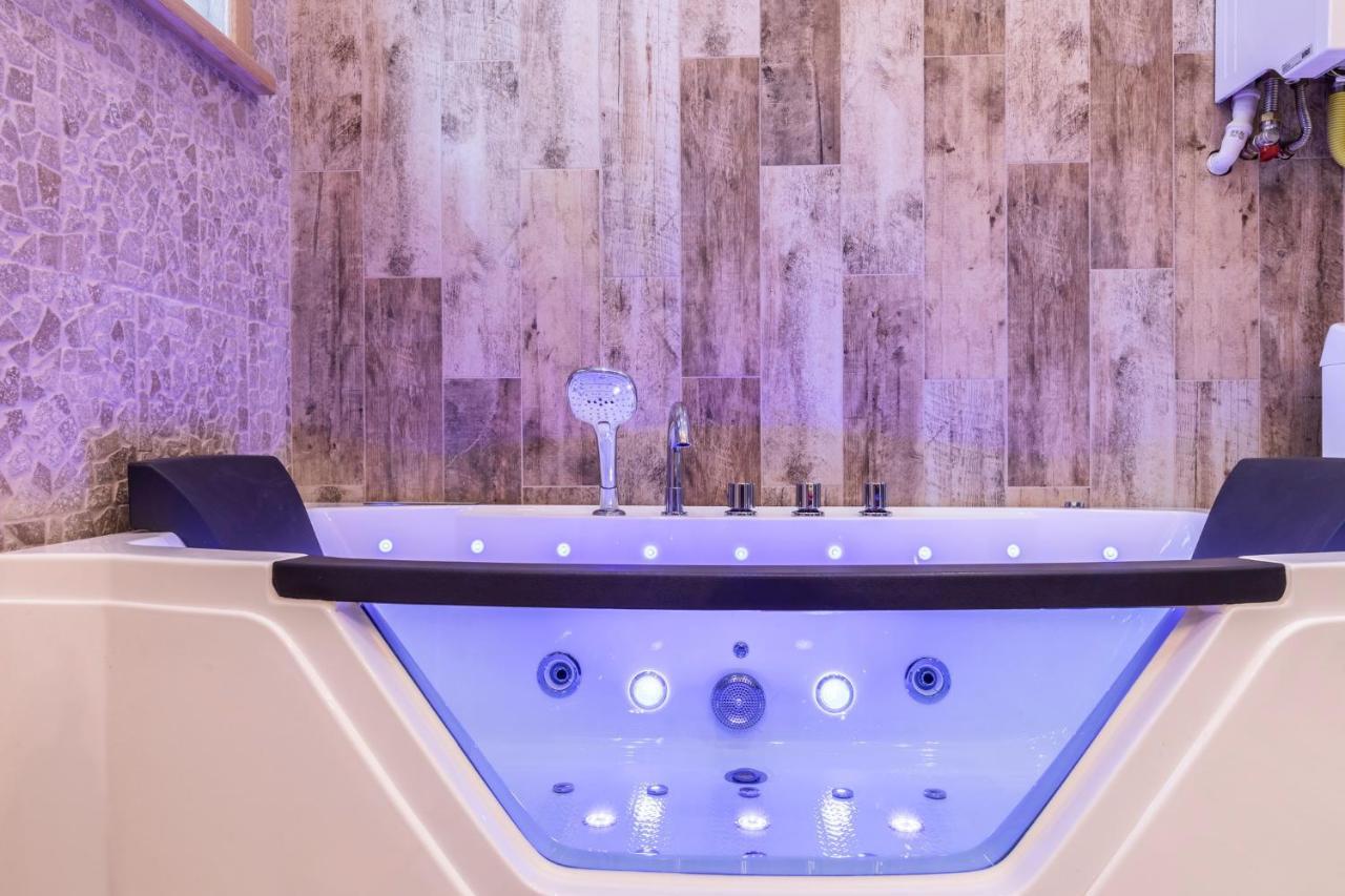 Bunia W Zakopanem Z Jacuzzi Exterior foto