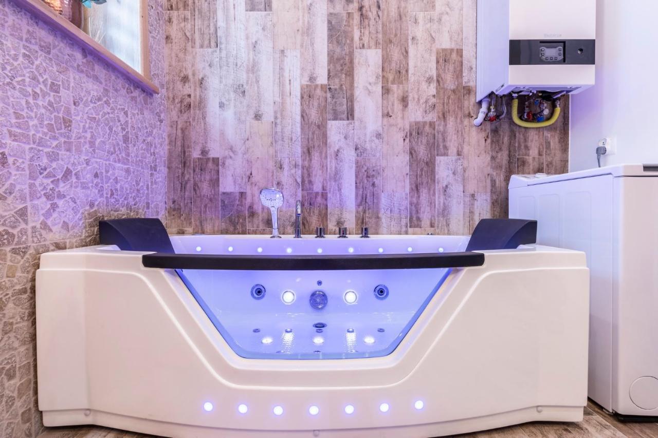 Bunia W Zakopanem Z Jacuzzi Exterior foto